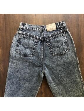 Vintage 80s 90s Levi 900 Series High Waisted Mom Jeans 27